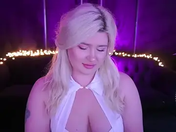 Stripchat Live Porn of CocoSecretss