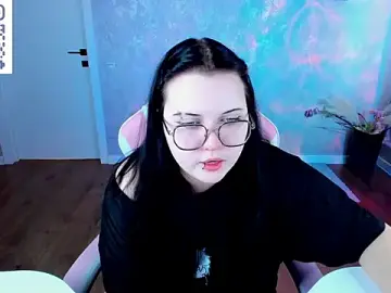 Stripchat Free Porn Cam of Kira_G0ld