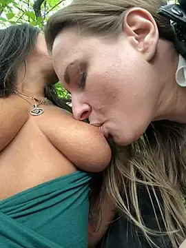 Stripchat Free Live Porn of RuslanaXX