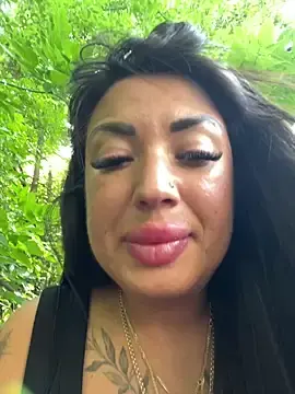 Stripchat Sex Cam of RuslanaXX
