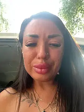 Stripchat Sex Cam of RuslanaXX