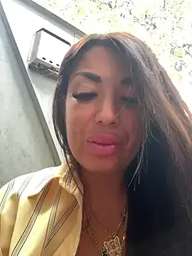 Stripchat Sex Cam of RuslanaXX