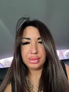 Stripchat Live Sex of RuslanaXX