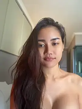 Stripchat Live Sex of SweetThaiGirlfriend