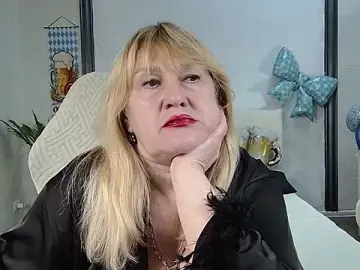 Stripchat Best Webcam of EmmaEllison