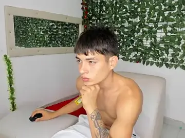 Stripchat Free Porn Cam of The_beby_guy