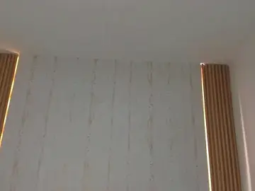 Stripchat Free Porn Cam of two_milkyway
