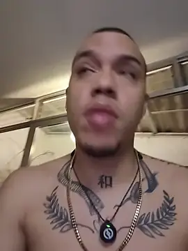 Stripchat Watch Live Sex Cams of AlphaMasterXxx