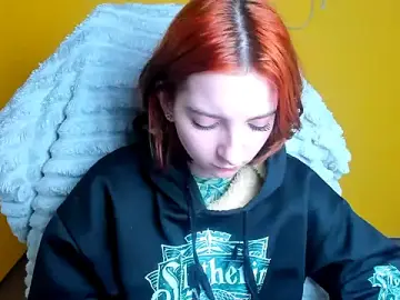 Stripchat Sex Cam of Butterfly_Milly