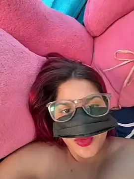 Stripchat Adult Webcam of Cute_Zaina