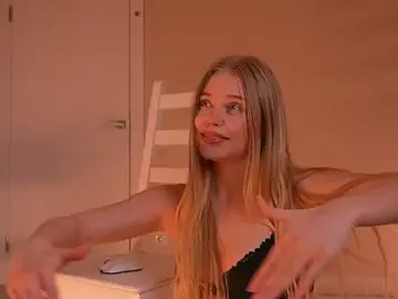 Stripchat Free Live Porn of Miablueye