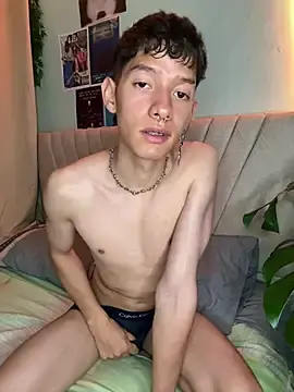 Stripchat Nude Webcam of heyy_noah11