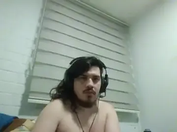 Stripchat Adult Webcam of hung_weeb