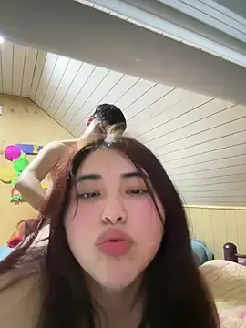 Stripchat Adult Webcams of yazzhot18