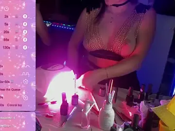Stripchat Sex Cam of 92yourbitch922