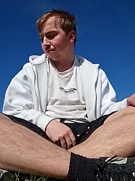 Stripchat Adult Webcam of BigJuicy18cm