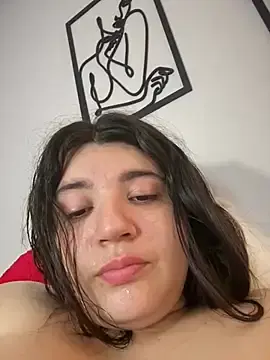 Stripchat Adult Video Chat of horny_roomiess