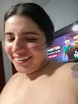 Stripchat Sex Cam of horny_roomiess