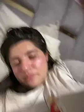 Stripchat Live Porn of horny_roomiess