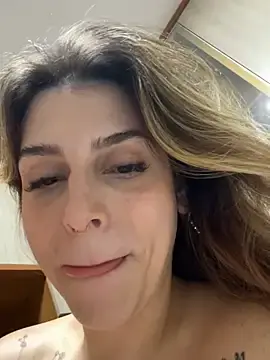 Stripchat Watch Live Sex Cams of BarbieHotBrazil
