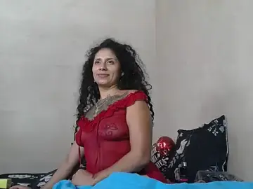 Stripchat Adult Webcam of CataleyaRosee