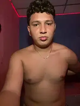 Stripchat Free Live Porn of Eduardosexy_