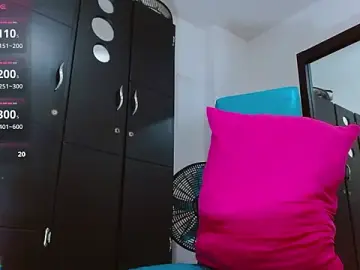 Stripchat Adult Webcam of SELFSUCK_KING_420