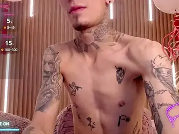 Stripchat Free Porn Cam of Max_Hader_