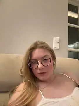 Stripchat Nude Webcam of Tommy_Hilficker