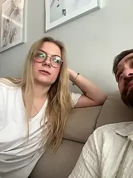 Stripchat Live Sex Cam of Tommy_Hilficker