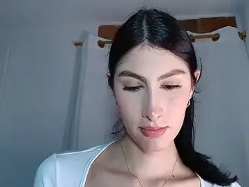 Stripchat Sex Cam of valeria_gonzales_