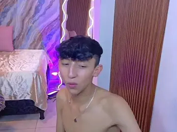 Stripchat Adult Video Chat of ETHANN_TAY1