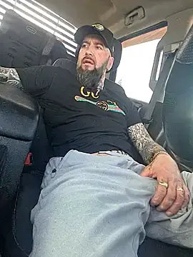 Stripchat Adult Video Chat of Beardedtattood