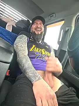 Stripchat Nude Webcam of Beardedtattood