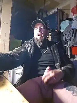 Stripchat Adult Webcam of Beardedtattood
