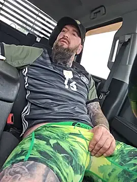 Stripchat Best live sex cam show of Beardedtattood