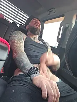 Stripchat Nude Webcam of Beardedtattood