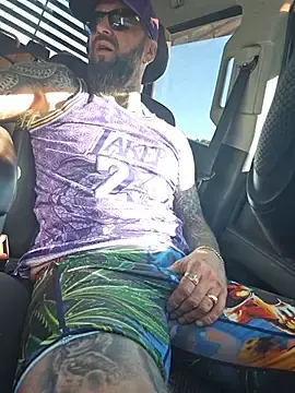 Stripchat Adult Webcam of Beardedtattood