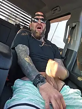 Stripchat Adult Webcam of Beardedtattood