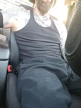 Stripchat Sex Cam of Beardedtattood