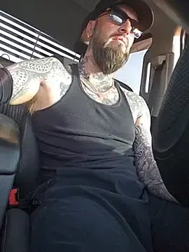 Stripchat Watch Live Sex Cams of Beardedtattood
