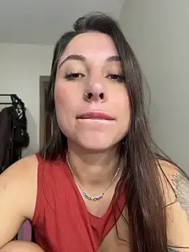 Stripchat Live Sex Cam of Carolini09