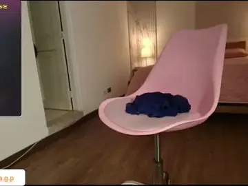 Stripchat Watch Live Sex Cams of tataguzman1