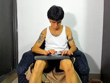 Stripchat Best live sex cam show of Daniel_Rochax