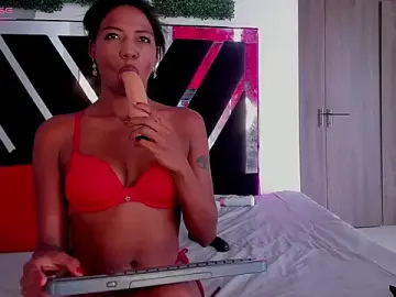 Stripchat Best live sex cam show of RoxanaQueenBlue