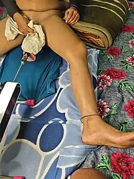 Stripchat Nude Webcam of Priya-N