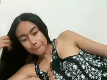 Stripchat Adult Webcam of nightbird_xx
