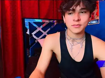 Stripchat Adult Webcams of Luke_Howland