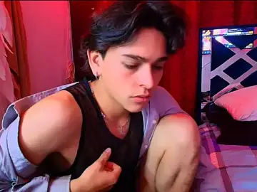 Stripchat Best live sex cam show of Luke_Howland