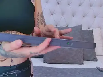 Stripchat Adult Webcam of MadissonPaytonn